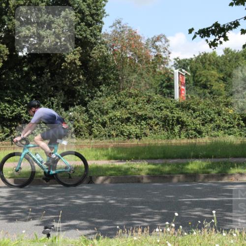 10.08.2025 - GEWOBA Citytriathlon Bremen Yannick Fuchs http://msf.ph/oto/8568744 10.08.2025 13:03:38 Radfahren 753, 812, 823, 925 meine-sportfotos.de