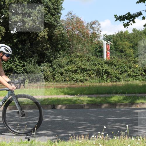10.08.2025 - GEWOBA Citytriathlon Bremen Yannick Fuchs http://msf.ph/oto/8568749 10.08.2025 13:03:40 Radfahren 753, 812, 823, 908, 925, 1007 meine-sportfotos.de