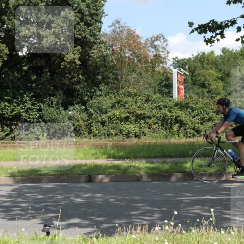 10.08.2025 - GEWOBA Citytriathlon Bremen Yannick Fuchs http://msf.ph/oto/8568755 10.08.2025 13:03:42 Radfahren 676, 753, 812, 823, 908, 925, 1007 meine-sportfotos.de