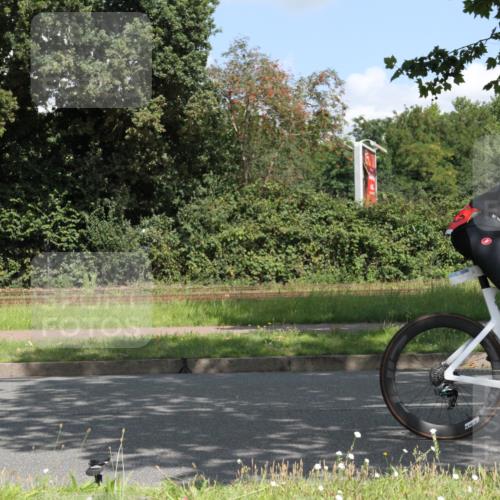 10.08.2025 - GEWOBA Citytriathlon Bremen Yannick Fuchs http://msf.ph/oto/8568769 10.08.2025 13:03:47 Radfahren 574, 676, 685, 753, 812, 823, 908, 925, 965, 1007 meine-sportfotos.de