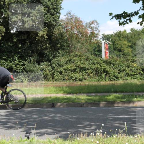 10.08.2025 - GEWOBA Citytriathlon Bremen Yannick Fuchs http://msf.ph/oto/8568834 10.08.2025 13:04:09 Radfahren 574, 576, 605, 625, 640, 685, 697, 760, 769, 786, 946, 960, 963, 965, 1013, 1036 meine-sportfotos.de