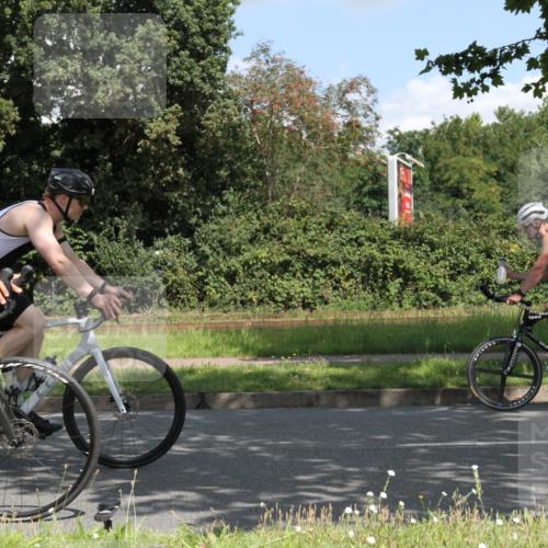 10.08.2025 - GEWOBA Citytriathlon Bremen Yannick Fuchs http://msf.ph/oto/8568837 10.08.2025 13:04:10 Radfahren 574, 576, 605, 625, 640, 685, 697, 760, 769, 786, 946, 960, 963, 1013, 1036 meine-sportfotos.de