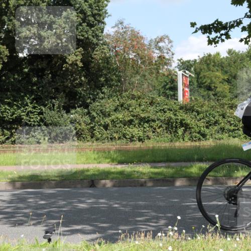 10.08.2025 - GEWOBA Citytriathlon Bremen Yannick Fuchs http://msf.ph/oto/8568848 10.08.2025 13:04:14 Radfahren 576, 605, 625, 640, 674, 697, 760, 769, 786, 799, 946, 960, 963, 1013, 1036 meine-sportfotos.de