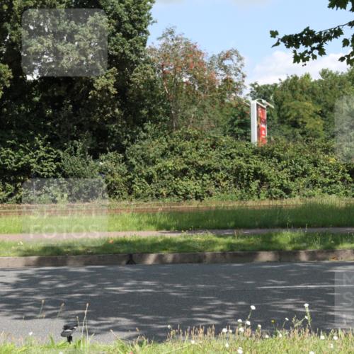 10.08.2025 - GEWOBA Citytriathlon Bremen Yannick Fuchs http://msf.ph/oto/8568876 10.08.2025 13:04:24 Radfahren 640, 674, 751, 760, 769, 799, 808, 875, 939, 946, 960, 1013, 1036 meine-sportfotos.de