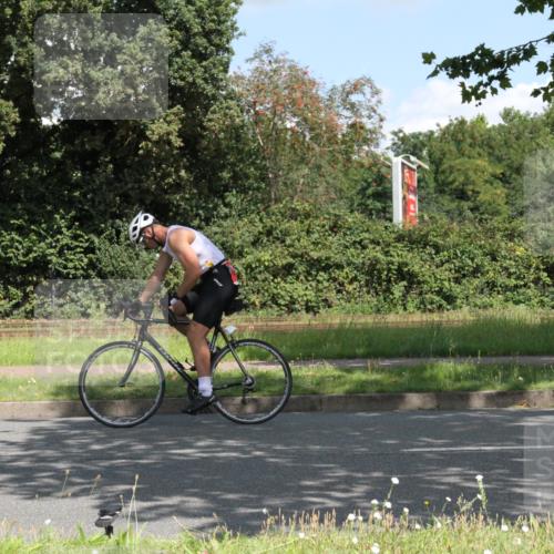 10.08.2025 - GEWOBA Citytriathlon Bremen Yannick Fuchs http://msf.ph/oto/8568879 10.08.2025 13:04:25 Radfahren 583, 640, 674, 675, 751, 760, 769, 799, 808, 875, 939, 960, 1013, 1036 meine-sportfotos.de