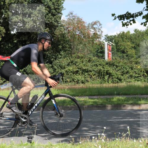 10.08.2025 - GEWOBA Citytriathlon Bremen Yannick Fuchs http://msf.ph/oto/8568928 10.08.2025 13:04:53 Radfahren 590, 629, 645, 745, 909, 929, 930, 951 meine-sportfotos.de