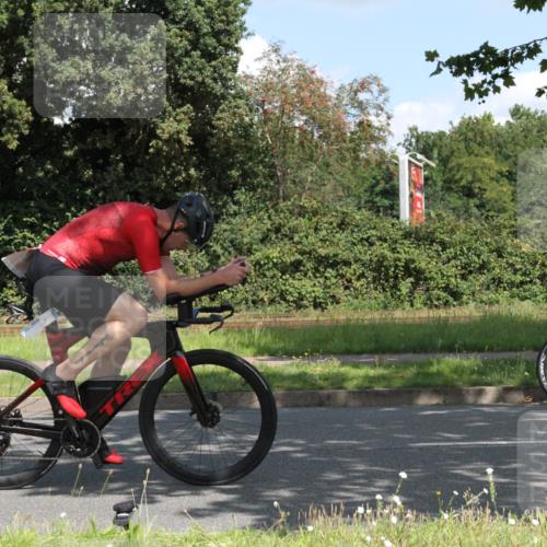 10.08.2025 - GEWOBA Citytriathlon Bremen Yannick Fuchs http://msf.ph/oto/8568957 10.08.2025 13:05:35 Radfahren 615, 627, 641, 659, 746, 809, 876, 897, 943 meine-sportfotos.de