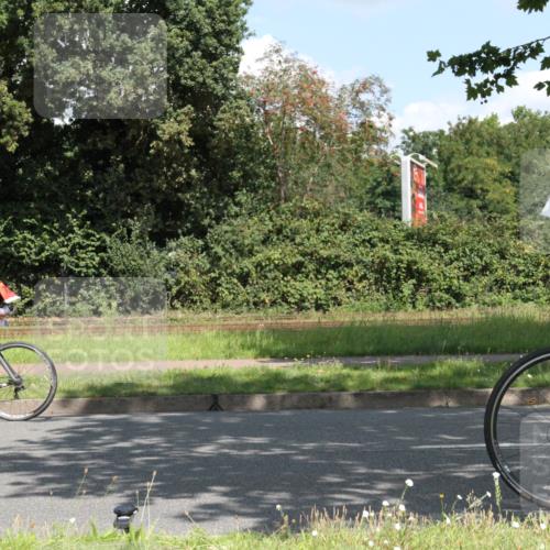 10.08.2025 - GEWOBA Citytriathlon Bremen Yannick Fuchs http://msf.ph/oto/8568965 10.08.2025 13:05:41 Radfahren 615, 616, 627, 659, 746, 793, 809, 857, 876, 897 meine-sportfotos.de