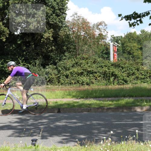 10.08.2025 - GEWOBA Citytriathlon Bremen Yannick Fuchs http://msf.ph/oto/8569045 10.08.2025 13:07:13 Radfahren 649, 656, 717, 724, 806, 820, 888, 903 meine-sportfotos.de