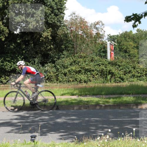 10.08.2025 - GEWOBA Citytriathlon Bremen Yannick Fuchs http://msf.ph/oto/8569075 10.08.2025 13:07:40 Radfahren 578, 648, 873, 941, 959 meine-sportfotos.de