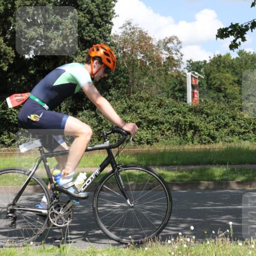 10.08.2025 - GEWOBA Citytriathlon Bremen Yannick Fuchs http://msf.ph/oto/8569087 10.08.2025 13:07:54 Radfahren 578, 643, 689, 774, 852, 941 meine-sportfotos.de
