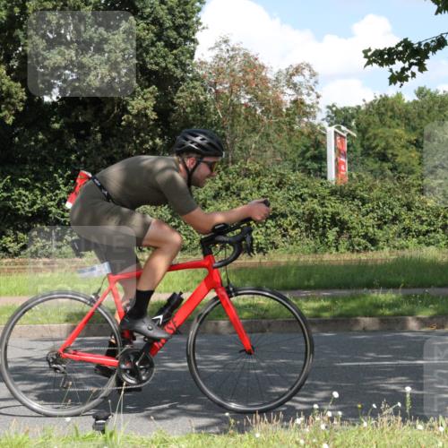 10.08.2025 - GEWOBA Citytriathlon Bremen Yannick Fuchs http://msf.ph/oto/8569094 10.08.2025 13:08:04 Radfahren 578, 626, 643, 666, 687, 689, 774, 792, 838, 852 meine-sportfotos.de
