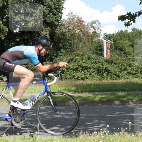 10.08.2025 - GEWOBA Citytriathlon Bremen Yannick Fuchs http://msf.ph/oto/8569095 10.08.2025 13:08:06 Radfahren 626, 643, 666, 687, 689, 774, 792, 838, 852 meine-sportfotos.de