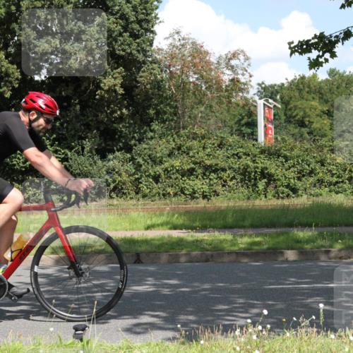 10.08.2025 - GEWOBA Citytriathlon Bremen Yannick Fuchs http://msf.ph/oto/8569097 10.08.2025 13:08:08 Radfahren 626, 643, 666, 687, 689, 774, 792, 838, 852 meine-sportfotos.de