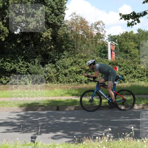 10.08.2025 - GEWOBA Citytriathlon Bremen Yannick Fuchs http://msf.ph/oto/8569099 10.08.2025 13:08:11 Radfahren 626, 643, 666, 687, 689, 792, 838, 852 meine-sportfotos.de