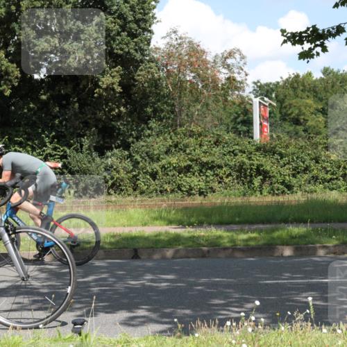10.08.2025 - GEWOBA Citytriathlon Bremen Yannick Fuchs http://msf.ph/oto/8569100 10.08.2025 13:08:11 Radfahren 626, 643, 666, 687, 689, 792, 838, 852 meine-sportfotos.de