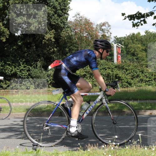10.08.2025 - GEWOBA Citytriathlon Bremen Yannick Fuchs http://msf.ph/oto/8569166 10.08.2025 13:10:28 Radfahren 722, 752, 763, 776, 833, 834, 872, 891, 922, 956 meine-sportfotos.de