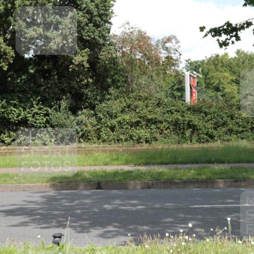 10.08.2025 - GEWOBA Citytriathlon Bremen Yannick Fuchs http://msf.ph/oto/8569183 10.08.2025 13:11:24 Radfahren 593, 604, 664, 686, 688, 708, 759, 915 meine-sportfotos.de