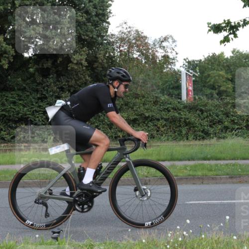 10.08.2025 - GEWOBA Citytriathlon Bremen Yannick Fuchs http://msf.ph/oto/8569233 10.08.2025 13:12:48 Radfahren 575, 582, 789, 895, 902, 1028, 1035 meine-sportfotos.de