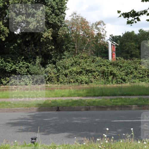 10.08.2025 - GEWOBA Citytriathlon Bremen Yannick Fuchs http://msf.ph/oto/8569305 10.08.2025 13:16:15 Radfahren 591, 632, 892 meine-sportfotos.de