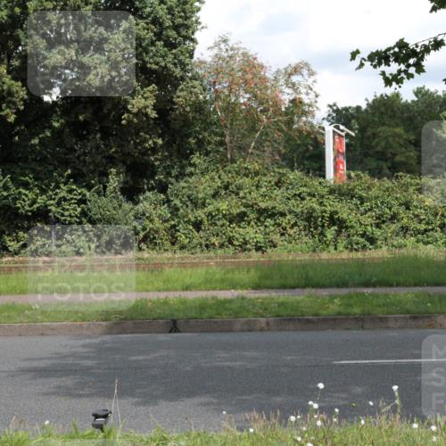 10.08.2025 - GEWOBA Citytriathlon Bremen Yannick Fuchs http://msf.ph/oto/8569309 10.08.2025 13:16:16 Radfahren 591, 632, 892 meine-sportfotos.de