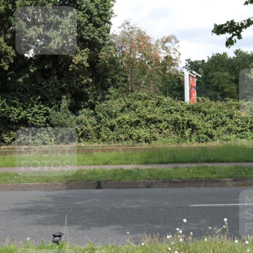 10.08.2025 - GEWOBA Citytriathlon Bremen Yannick Fuchs http://msf.ph/oto/8569312 10.08.2025 13:16:17 Radfahren 591, 632, 892 meine-sportfotos.de