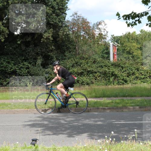 10.08.2025 - GEWOBA Citytriathlon Bremen Yannick Fuchs http://msf.ph/oto/8569390 10.08.2025 13:27:01 Radfahren  meine-sportfotos.de