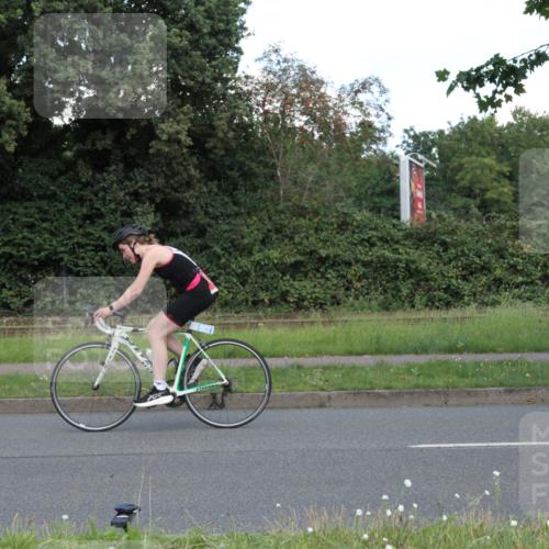 10.08.2025 - GEWOBA Citytriathlon Bremen Yannick Fuchs http://msf.ph/oto/8569439 10.08.2025 13:30:13 Radfahren 792, 942 meine-sportfotos.de