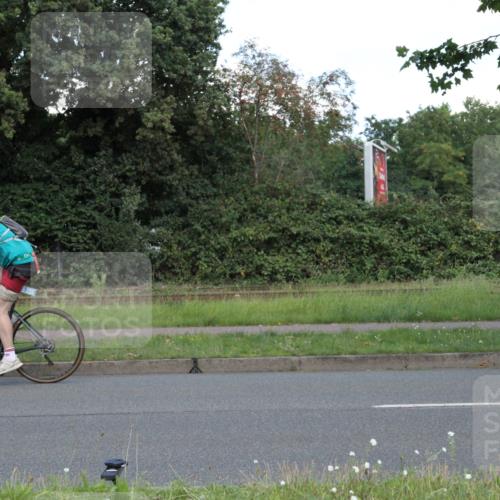 10.08.2025 - GEWOBA Citytriathlon Bremen Yannick Fuchs http://msf.ph/oto/8569441 10.08.2025 13:30:18 Radfahren  meine-sportfotos.de