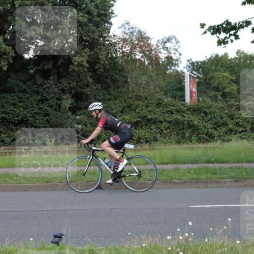 10.08.2025 - GEWOBA Citytriathlon Bremen Yannick Fuchs http://msf.ph/oto/8569442 10.08.2025 13:30:20 Radfahren  meine-sportfotos.de