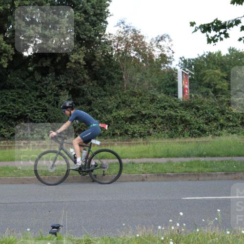 10.08.2025 - GEWOBA Citytriathlon Bremen Yannick Fuchs http://msf.ph/oto/8569443 10.08.2025 13:31:10 Radfahren 922, 968 meine-sportfotos.de