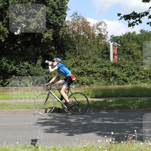 10.08.2025 - GEWOBA Citytriathlon Bremen Yannick Fuchs http://msf.ph/oto/8569464 10.08.2025 13:33:20 Radfahren  meine-sportfotos.de