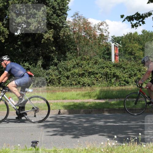 10.08.2025 - GEWOBA Citytriathlon Bremen Yannick Fuchs http://msf.ph/oto/8569466 10.08.2025 13:33:27 Radfahren  meine-sportfotos.de
