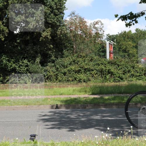 10.08.2025 - GEWOBA Citytriathlon Bremen Yannick Fuchs http://msf.ph/oto/8569474 10.08.2025 13:34:29 Radfahren 593, 865, 905, 924 meine-sportfotos.de