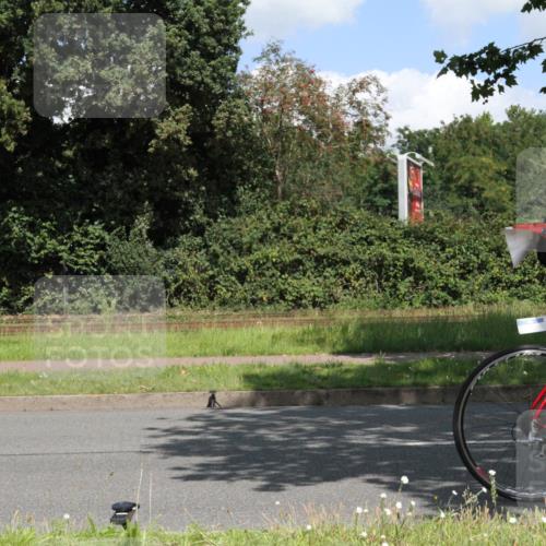 10.08.2025 - GEWOBA Citytriathlon Bremen Yannick Fuchs http://msf.ph/oto/8569478 10.08.2025 13:34:38 Radfahren 593, 865, 905, 924 meine-sportfotos.de