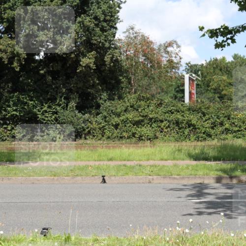 10.08.2025 - GEWOBA Citytriathlon Bremen Yannick Fuchs http://msf.ph/oto/8569799 10.08.2025 14:14:46 Radfahren 37, 68, 77, 82, 93, 96, 105, 113, 143 meine-sportfotos.de