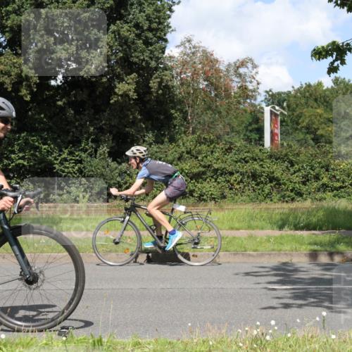 10.08.2025 - GEWOBA Citytriathlon Bremen Yannick Fuchs http://msf.ph/oto/8569844 10.08.2025 14:15:06 Radfahren 15, 37, 76, 82, 88, 108, 133, 146, 151, 226 meine-sportfotos.de