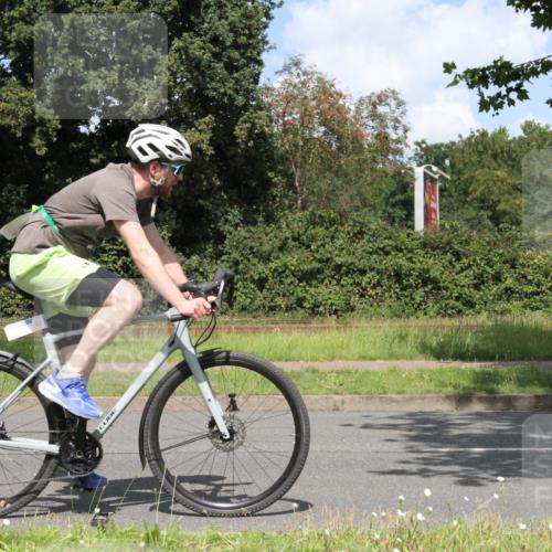 10.08.2025 - GEWOBA Citytriathlon Bremen Yannick Fuchs http://msf.ph/oto/8569904 10.08.2025 14:15:35 Radfahren 54, 72, 74, 97, 98, 118, 123, 187 meine-sportfotos.de