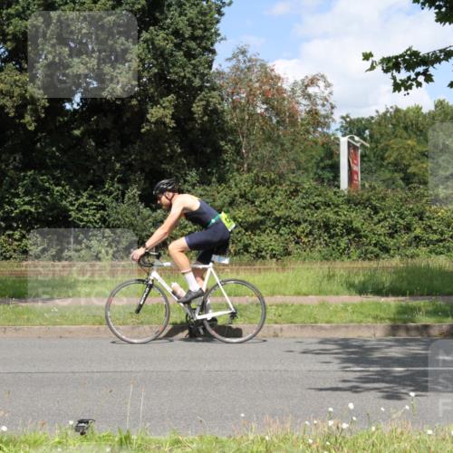 10.08.2025 - GEWOBA Citytriathlon Bremen Yannick Fuchs http://msf.ph/oto/8570038 10.08.2025 14:16:45 Radfahren 20, 32, 41, 64, 152, 173 meine-sportfotos.de