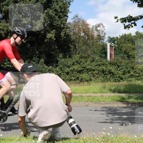 10.08.2025 - GEWOBA Citytriathlon Bremen Yannick Fuchs http://msf.ph/oto/8570060 10.08.2025 14:16:52 Radfahren 20, 32, 41, 78 meine-sportfotos.de