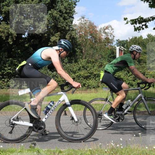 10.08.2025 - GEWOBA Citytriathlon Bremen Yannick Fuchs http://msf.ph/oto/8570099 10.08.2025 14:17:54 Radfahren 51, 91, 240, 263 meine-sportfotos.de