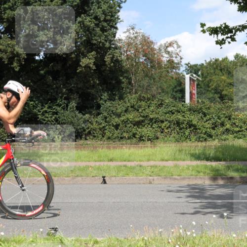 10.08.2025 - GEWOBA Citytriathlon Bremen Yannick Fuchs http://msf.ph/oto/8570119 10.08.2025 14:18:01 Radfahren 51, 91, 214, 240, 263 meine-sportfotos.de