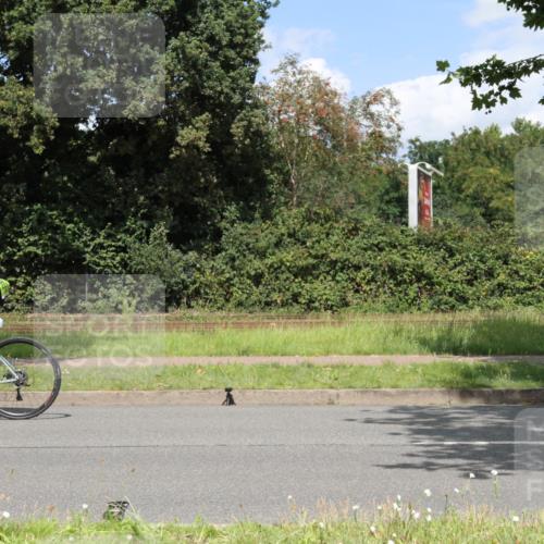 10.08.2025 - GEWOBA Citytriathlon Bremen Yannick Fuchs http://msf.ph/oto/8570150 10.08.2025 14:18:33 Radfahren 30, 47, 50, 75, 94, 100, 131, 147, 255, 314 meine-sportfotos.de