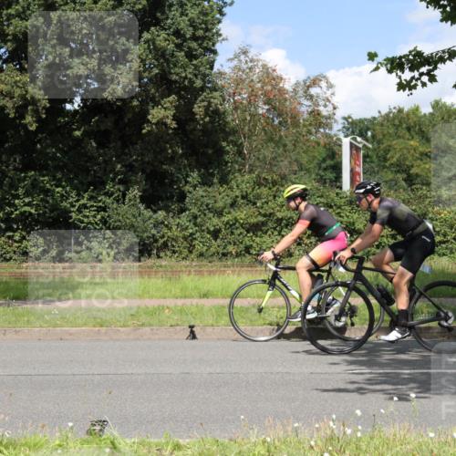 10.08.2025 - GEWOBA Citytriathlon Bremen Yannick Fuchs http://msf.ph/oto/8570164 10.08.2025 14:18:48 Radfahren 30, 50, 81, 106, 116, 131, 261, 264, 314 meine-sportfotos.de