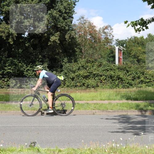10.08.2025 - GEWOBA Citytriathlon Bremen Yannick Fuchs http://msf.ph/oto/8570185 10.08.2025 14:19:09 Radfahren 101, 116, 124, 126, 139, 162, 201, 254, 261, 264 meine-sportfotos.de
