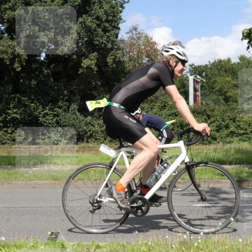 10.08.2025 - GEWOBA Citytriathlon Bremen Yannick Fuchs http://msf.ph/oto/8570195 10.08.2025 14:19:17 Radfahren 124, 126, 139, 162, 201, 227, 239, 254 meine-sportfotos.de