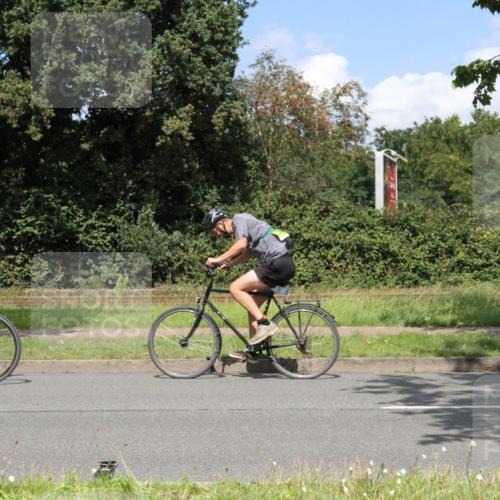 10.08.2025 - GEWOBA Citytriathlon Bremen Yannick Fuchs http://msf.ph/oto/8570207 10.08.2025 14:19:24 Radfahren 84, 124, 126, 162, 201, 227, 239, 254 meine-sportfotos.de