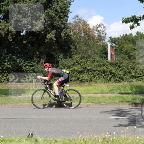10.08.2025 - GEWOBA Citytriathlon Bremen Yannick Fuchs http://msf.ph/oto/8570233 10.08.2025 14:19:38 Radfahren 59, 84, 170, 174, 287 meine-sportfotos.de