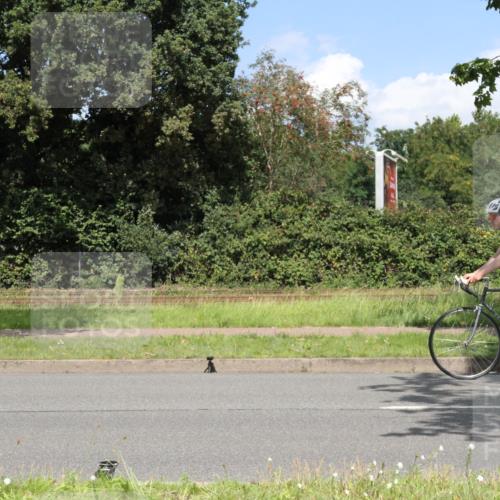 10.08.2025 - GEWOBA Citytriathlon Bremen Yannick Fuchs http://msf.ph/oto/8570234 10.08.2025 14:19:41 Radfahren 59, 84, 170, 174, 287 meine-sportfotos.de