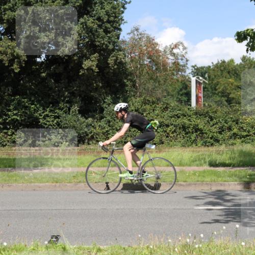 10.08.2025 - GEWOBA Citytriathlon Bremen Yannick Fuchs http://msf.ph/oto/8570235 10.08.2025 14:19:41 Radfahren 59, 84, 170, 174, 287 meine-sportfotos.de